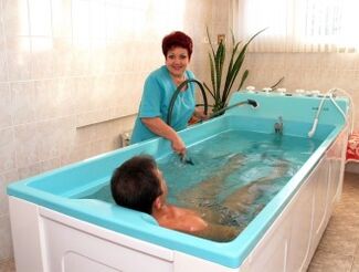 Hydrotherapy strengthens a man's blood vessels, leading to an improved erection